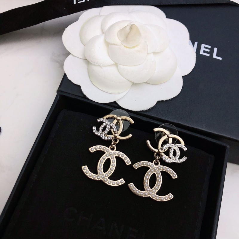 Ch**el earrings
